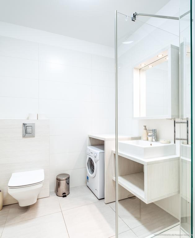 Apartament Posejdon Kolobrzeg Bagian luar foto