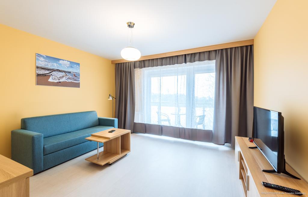 Apartament Posejdon Kolobrzeg Bagian luar foto